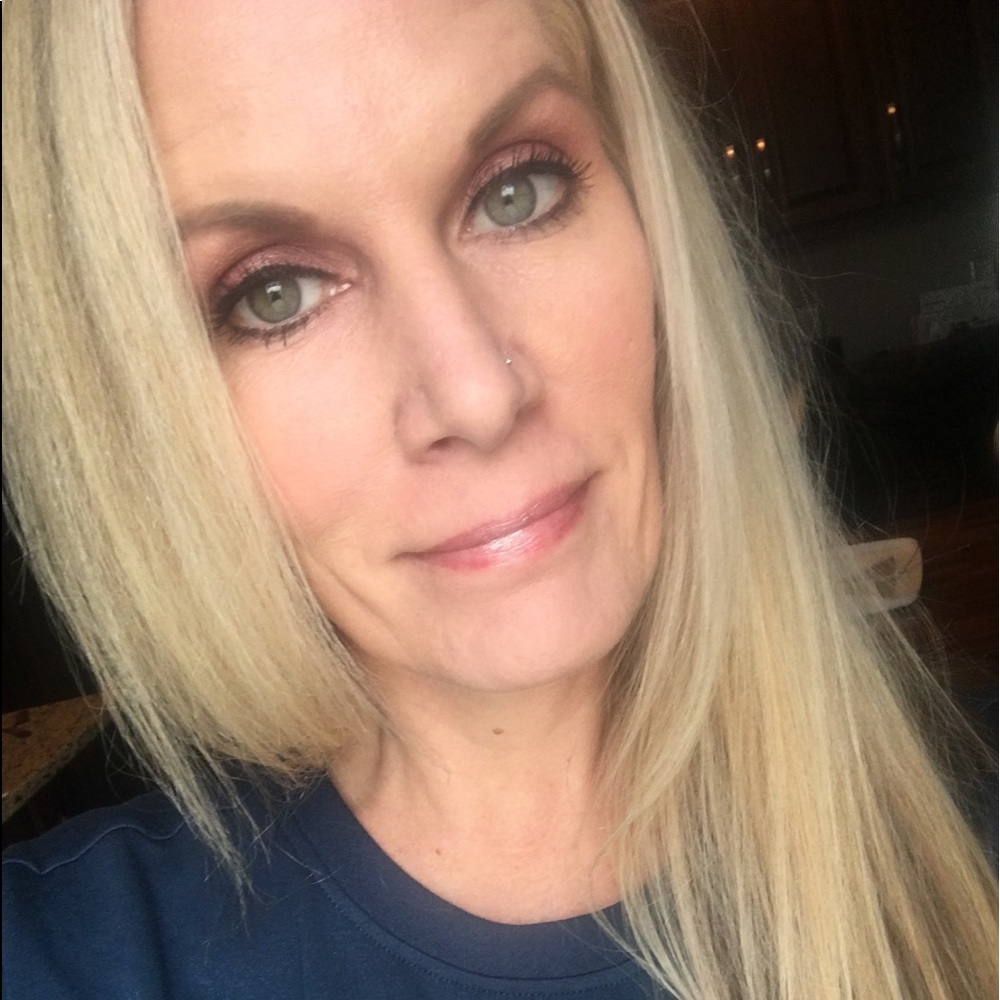 Meet your Posher, Melanie